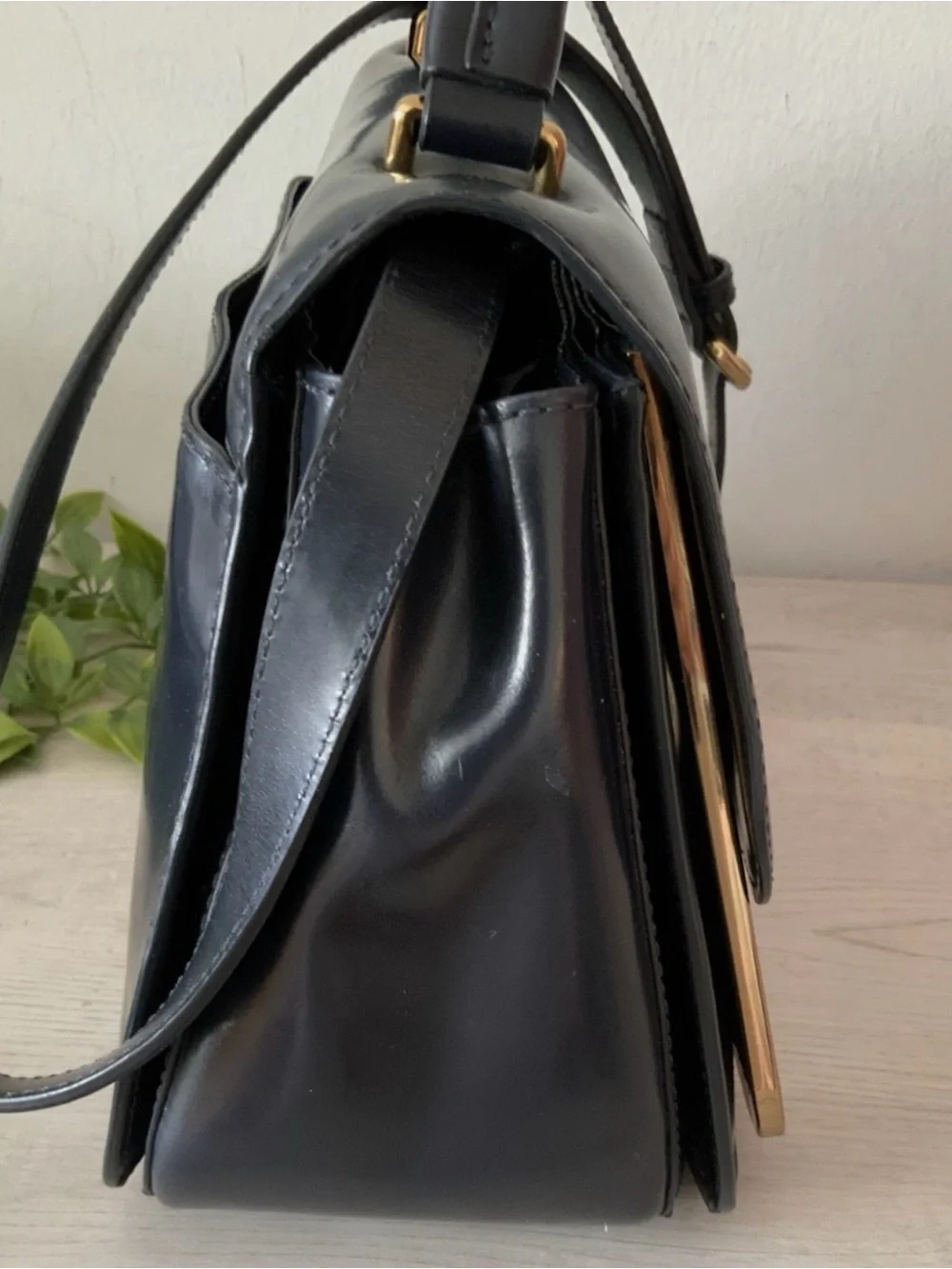 TORY BURCH RARE SCARAB BAG